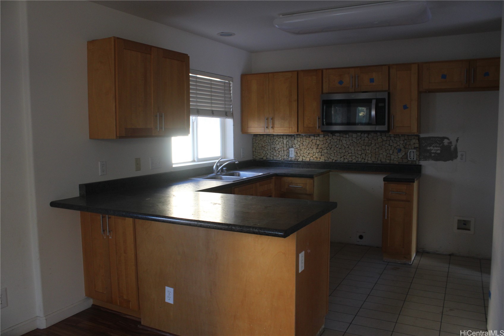 91-1075 Aukahi Street