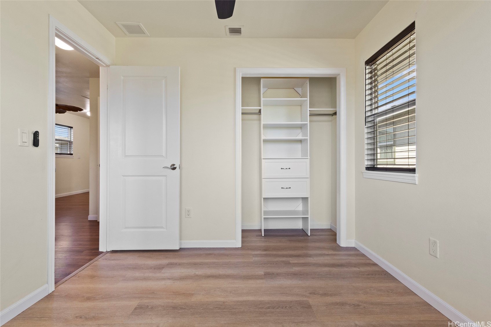 91-6221 Kapolei Parkway 407