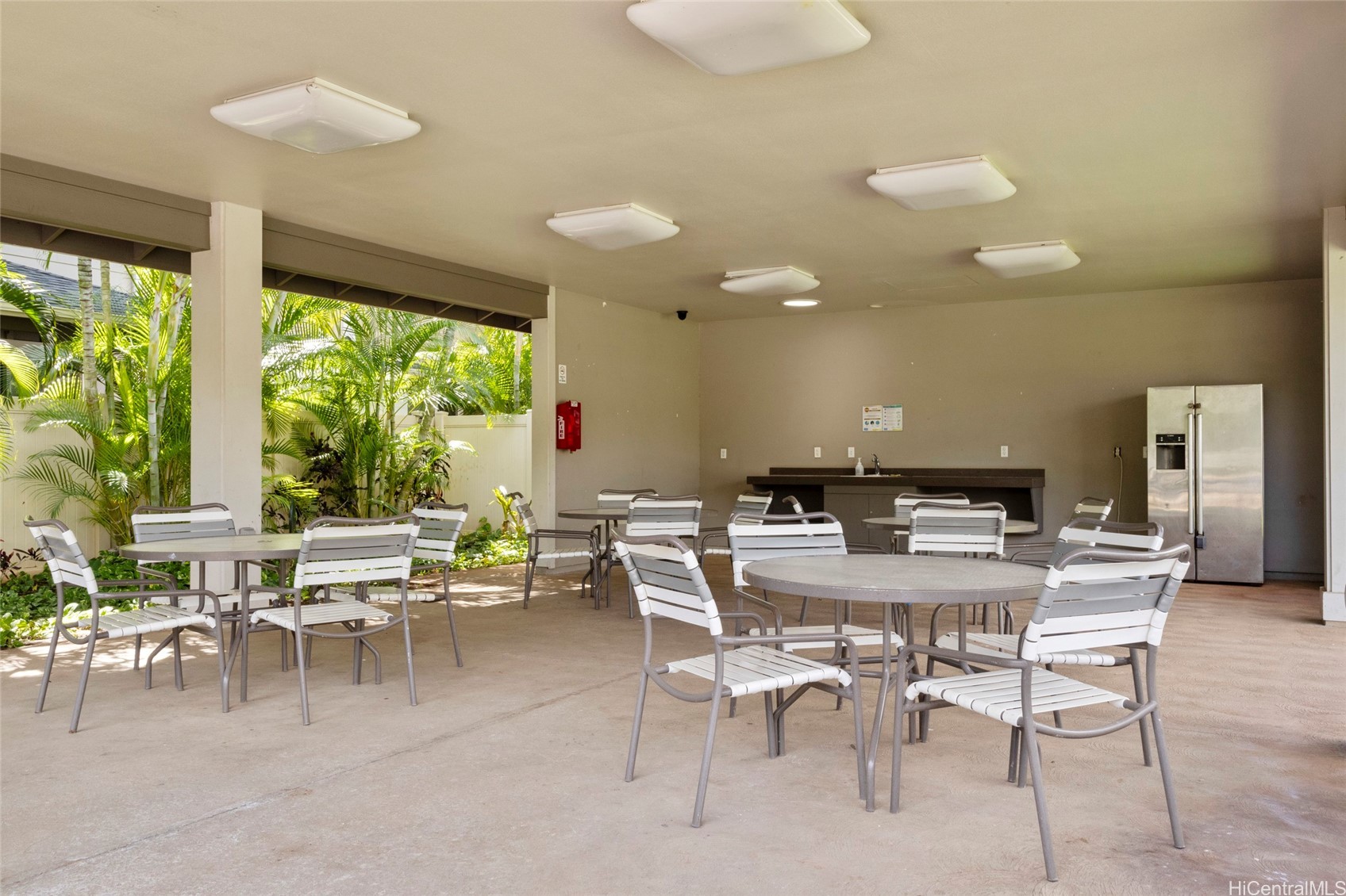 91-6221 Kapolei Parkway 407