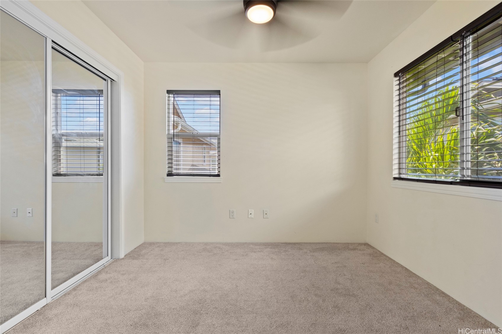 91-6221 Kapolei Parkway 407