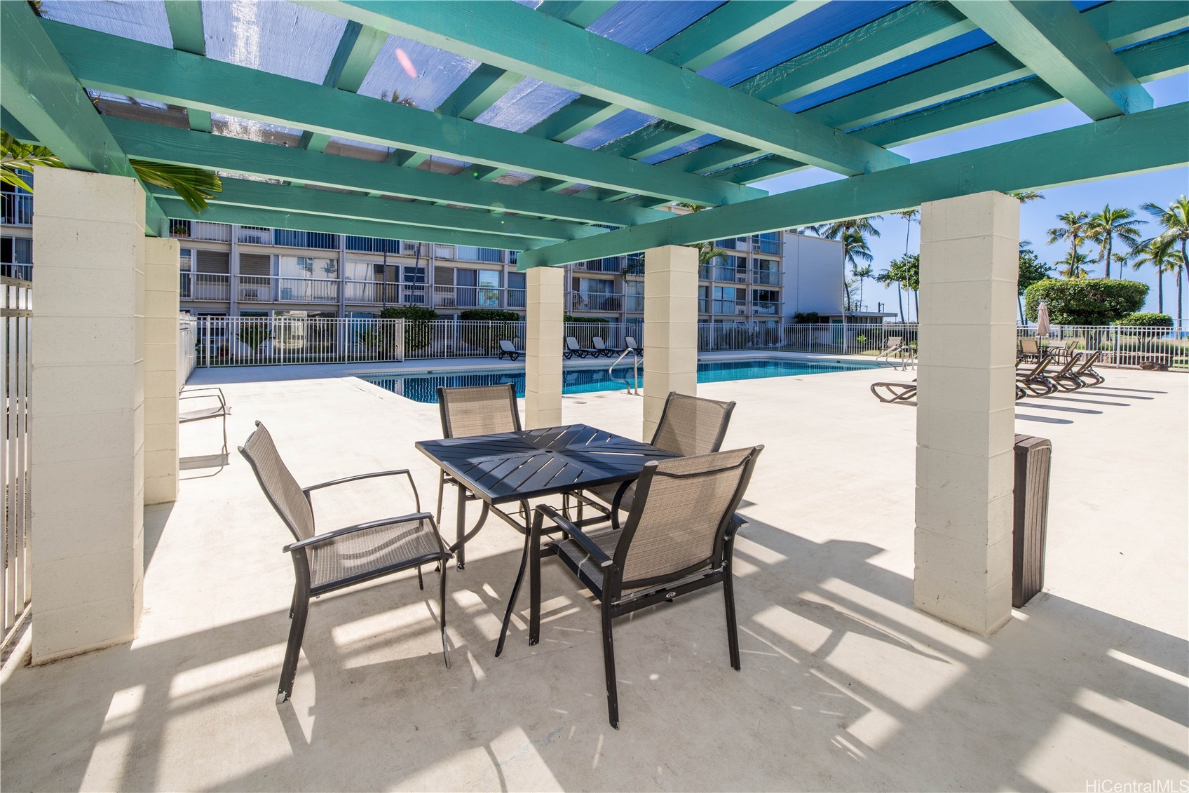 85-175 Farrington Highway C414