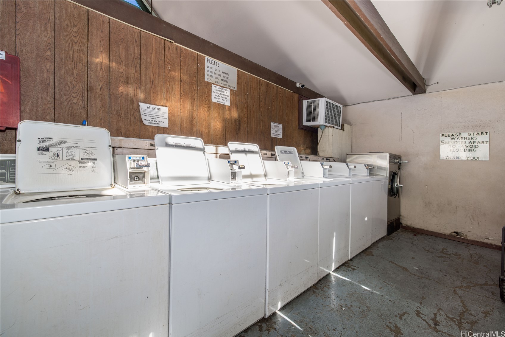 85-175 Farrington Highway C414