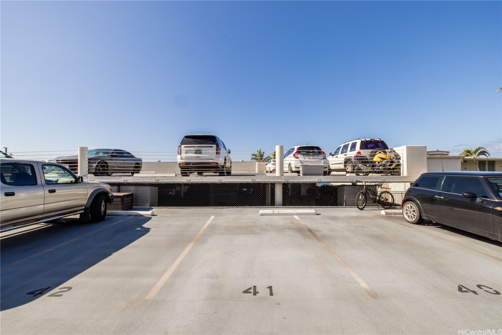 85-175 Farrington Highway C414