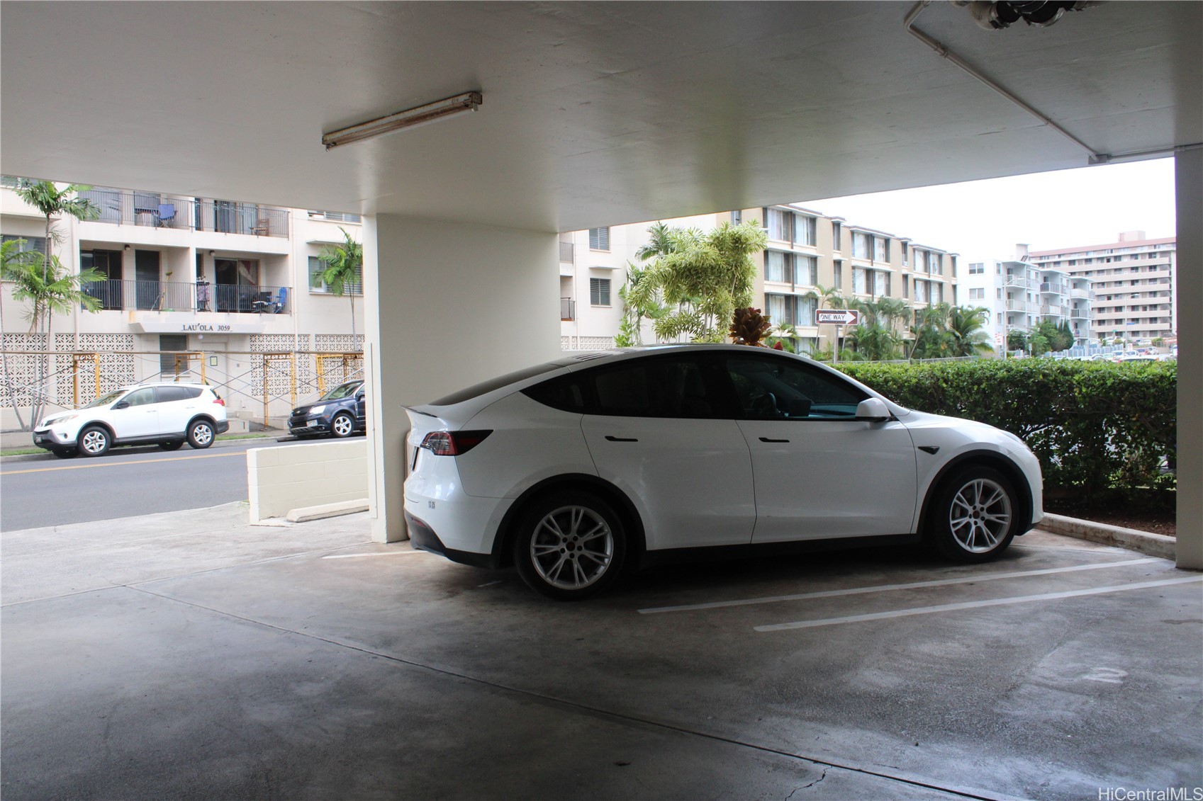 3052 Ala Ilima Street 303