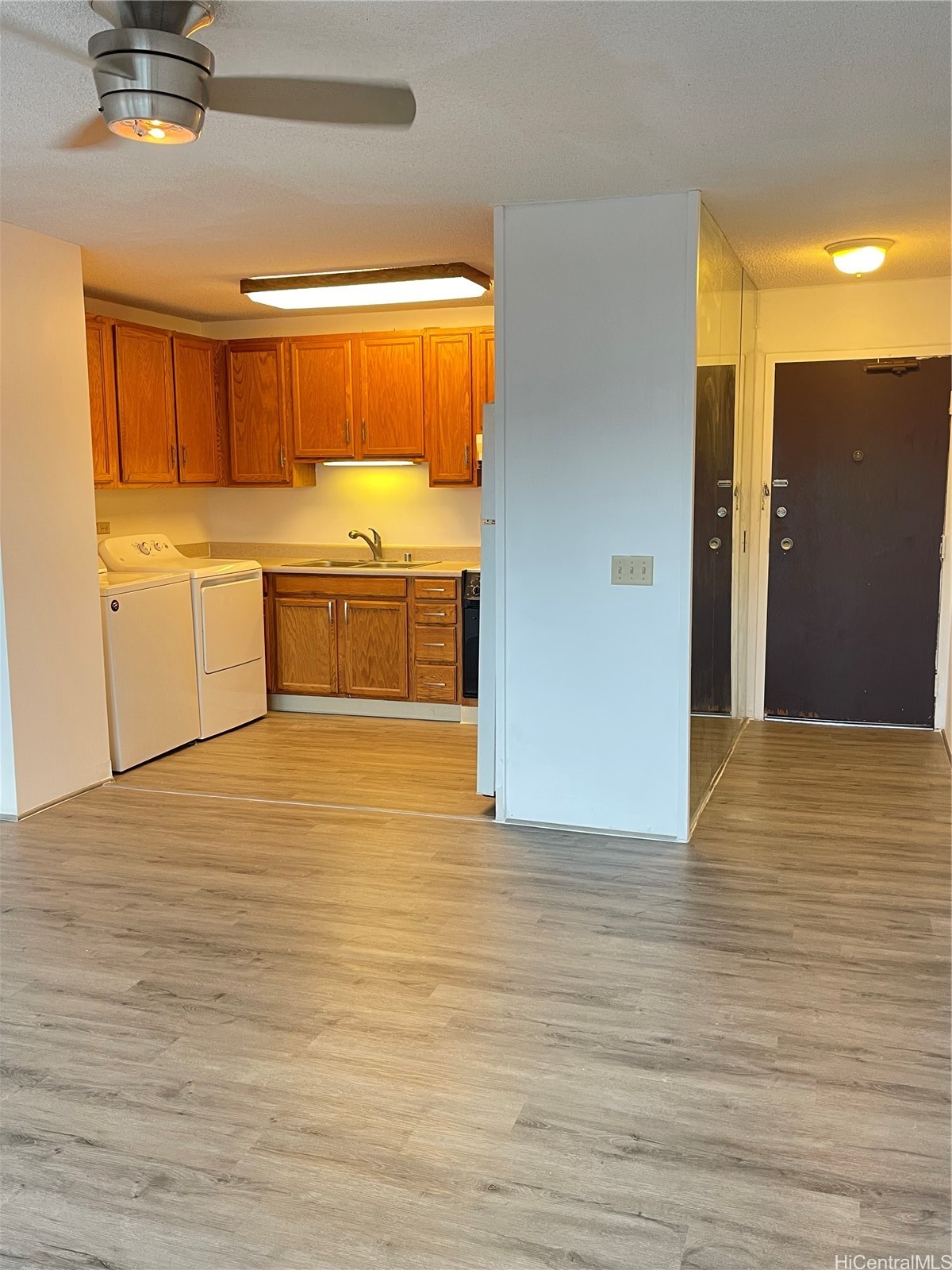 1710 Punahou Street 305