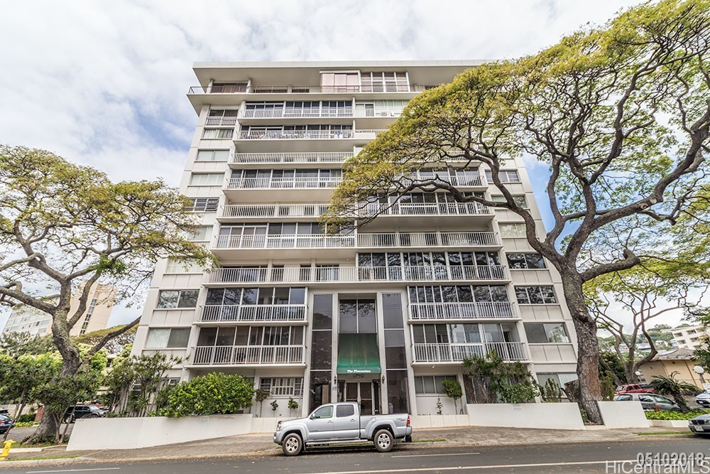 1710 Punahou Street 305