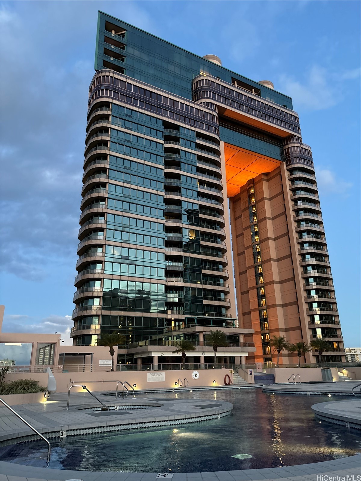 1888 Kalakaua Avenue 1404