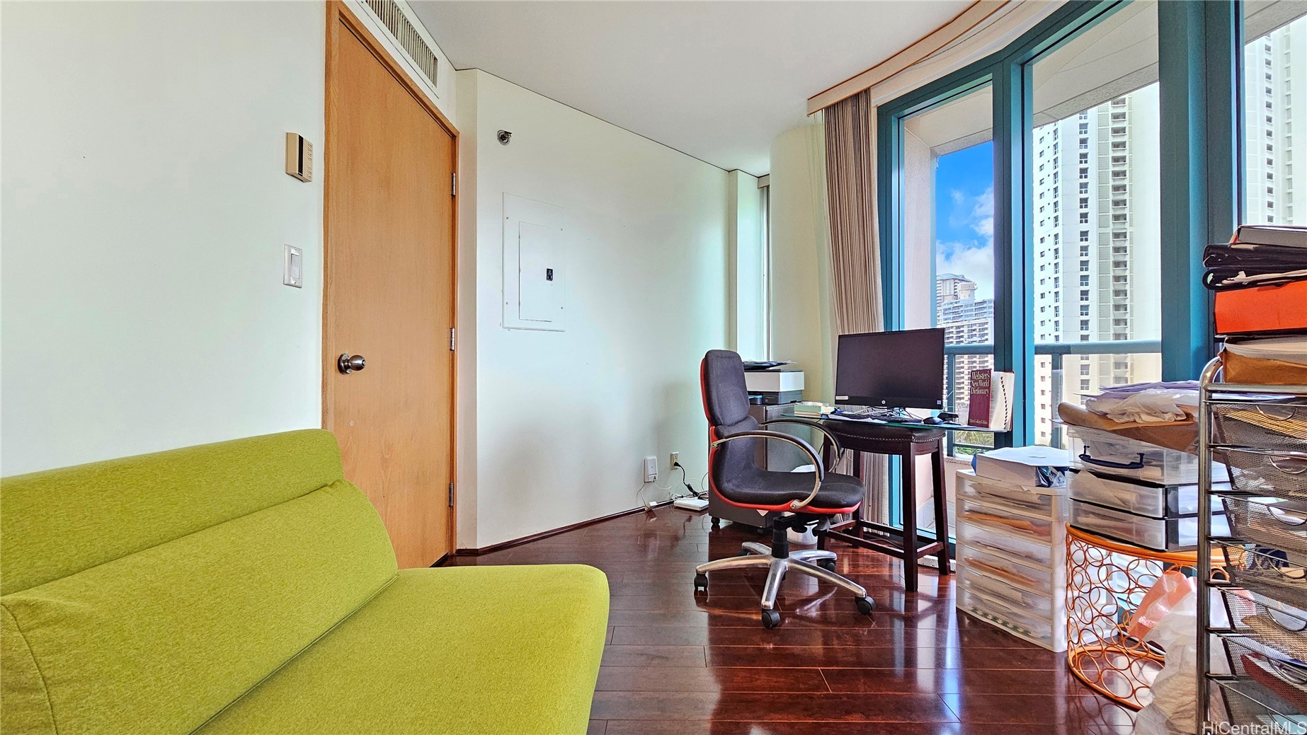 1888 Kalakaua Avenue 1404