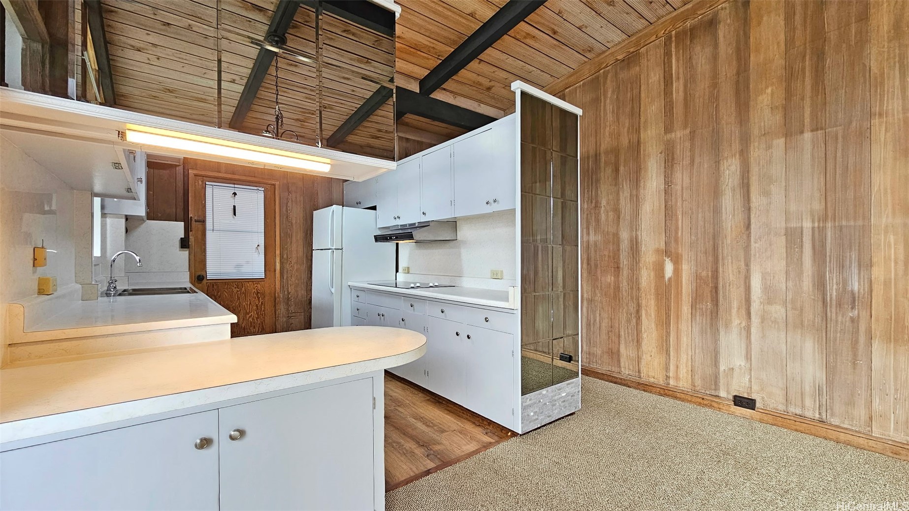 1708 Kino Street