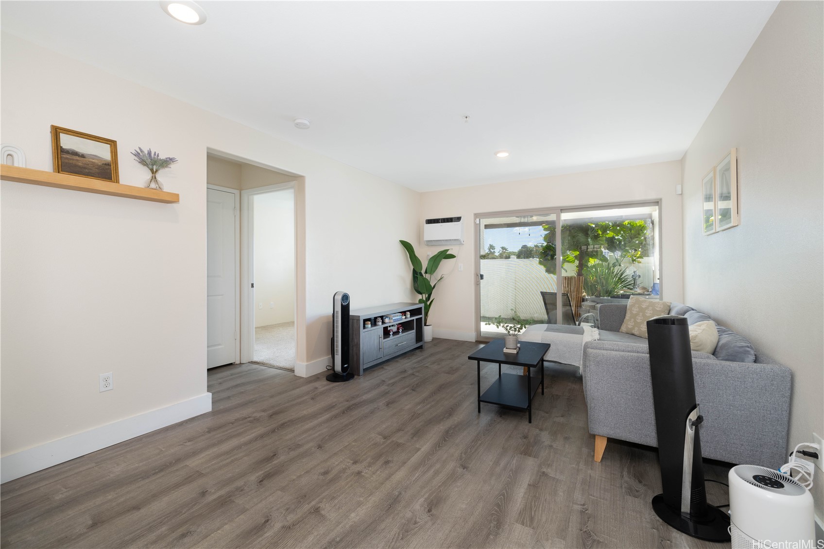 91-1227 Kamaaha Avenue 302