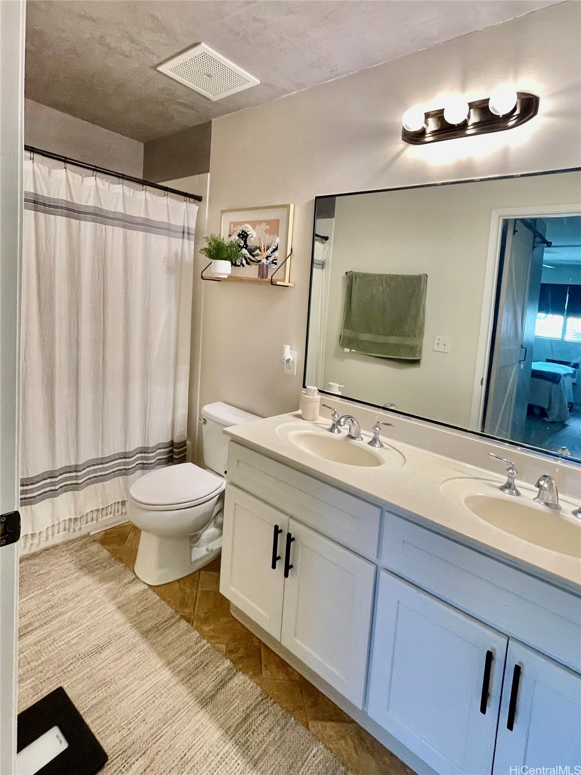 91-1227 Kamaaha Avenue 302