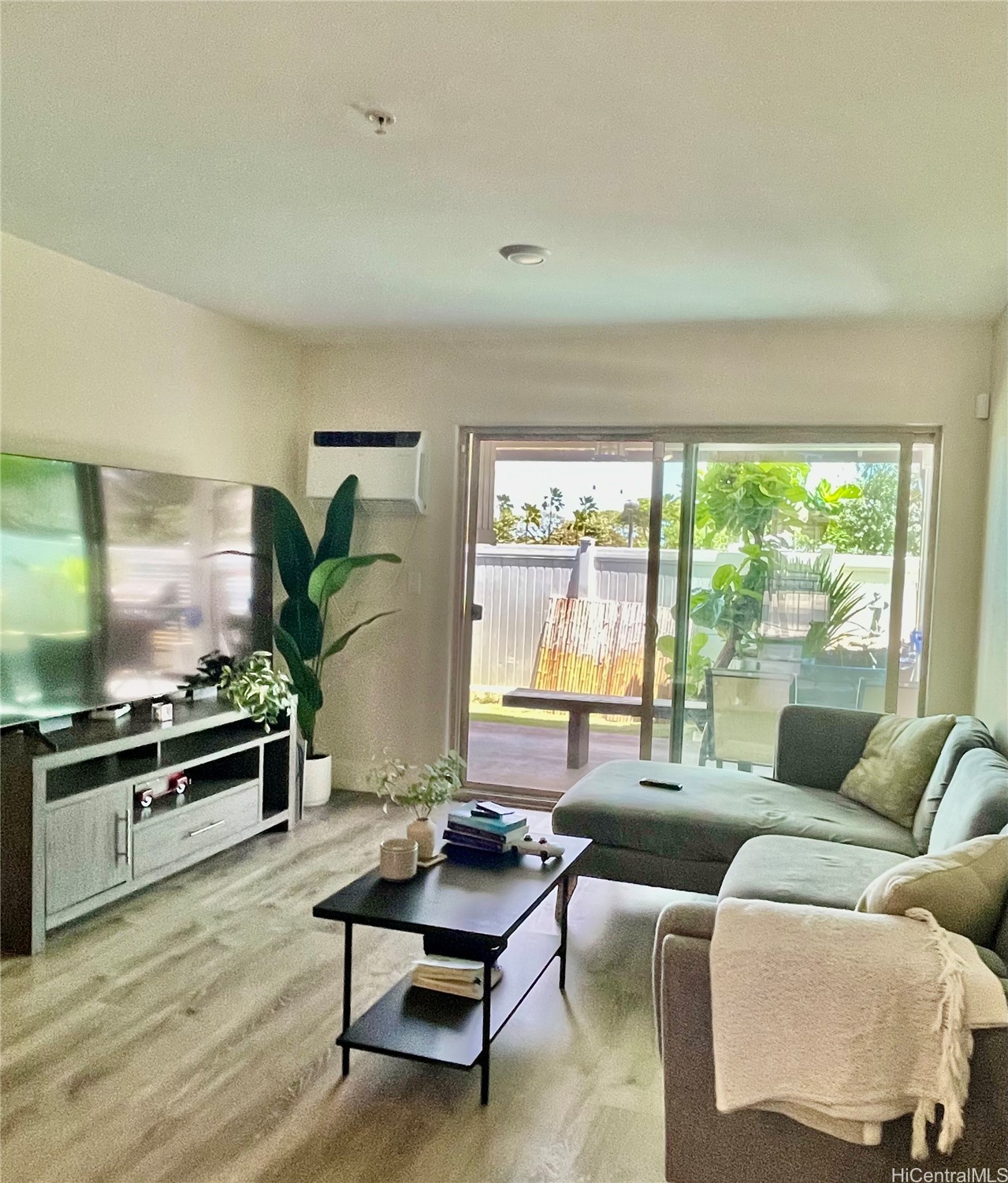 91-1227 Kamaaha Avenue 302