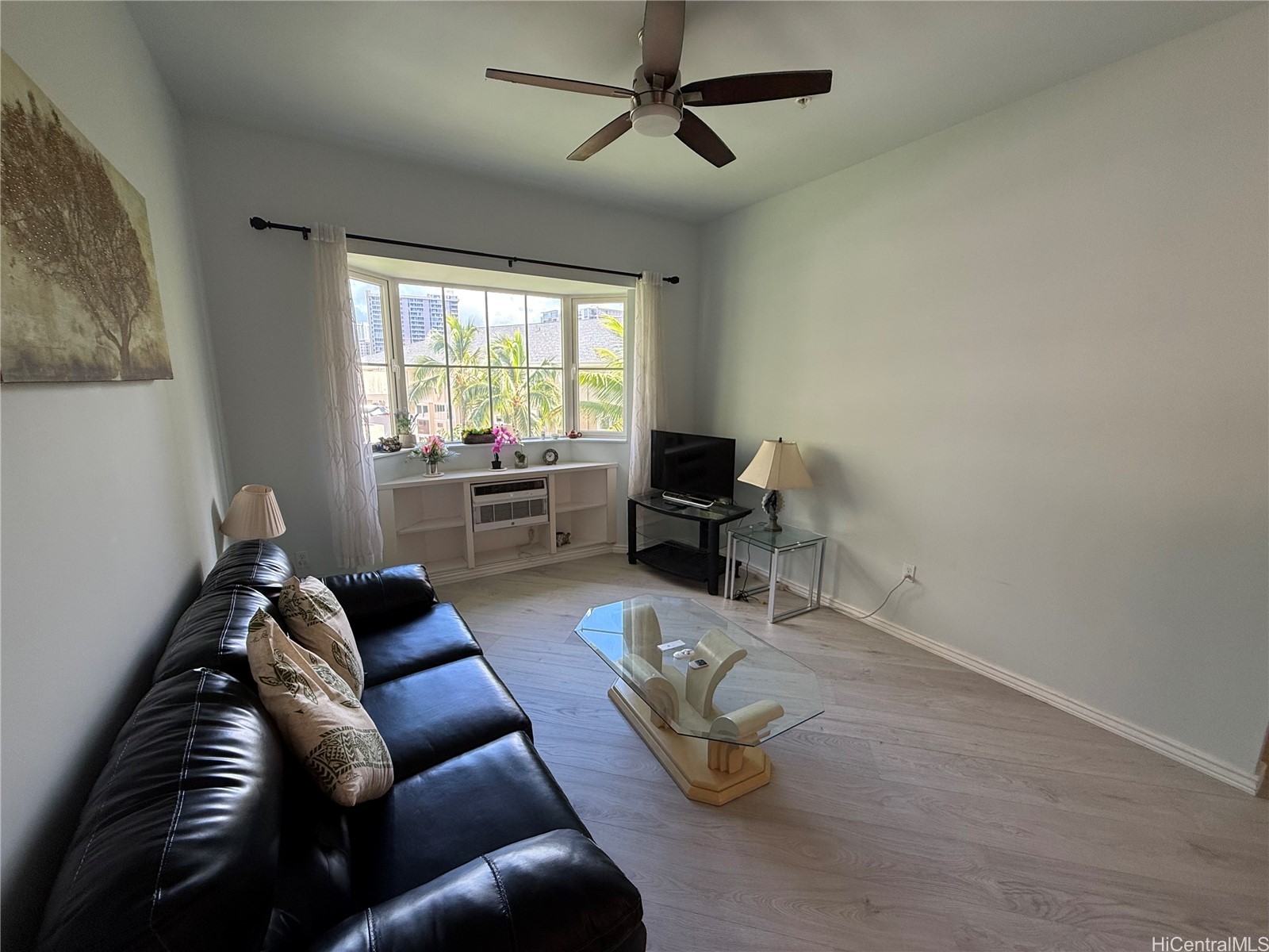 1810 Kaioo Drive B513