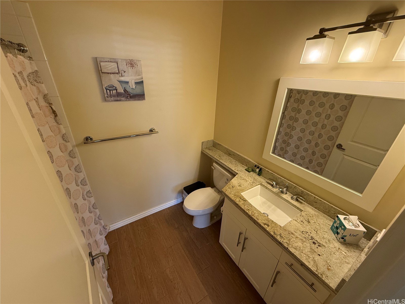 1810 Kaioo Drive B513