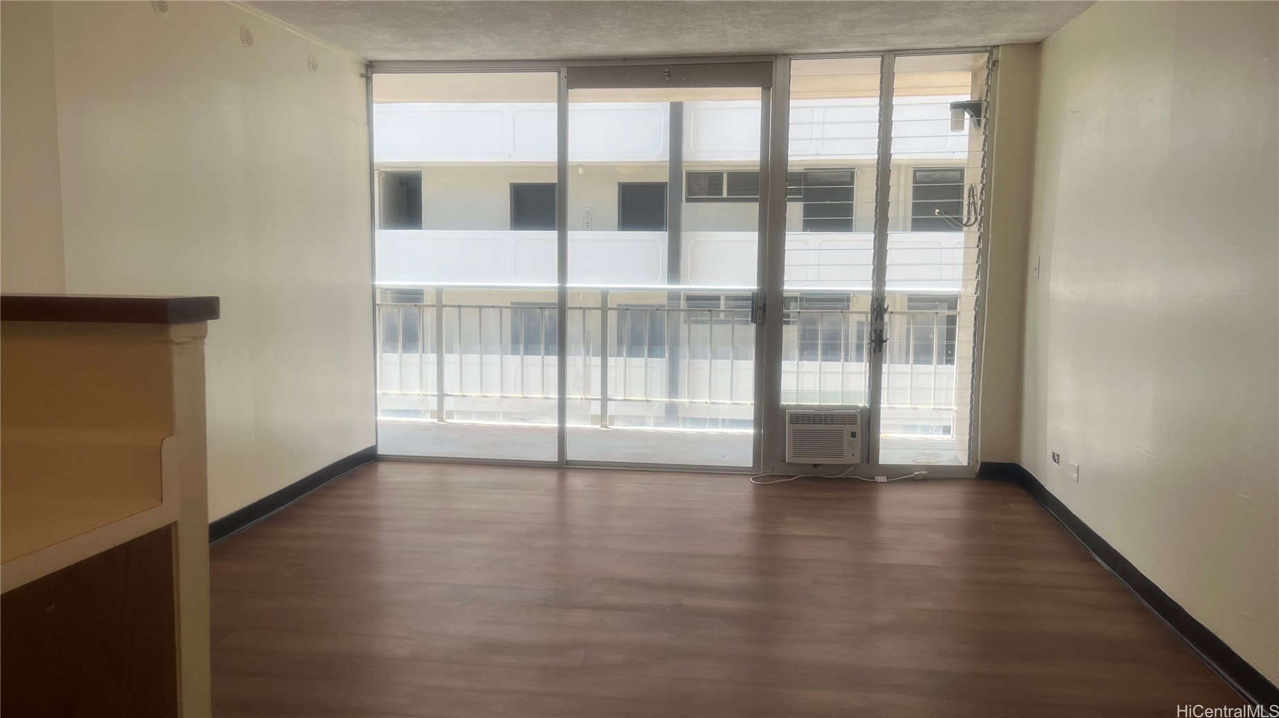 2415 Ala Wai Boulevard 1204