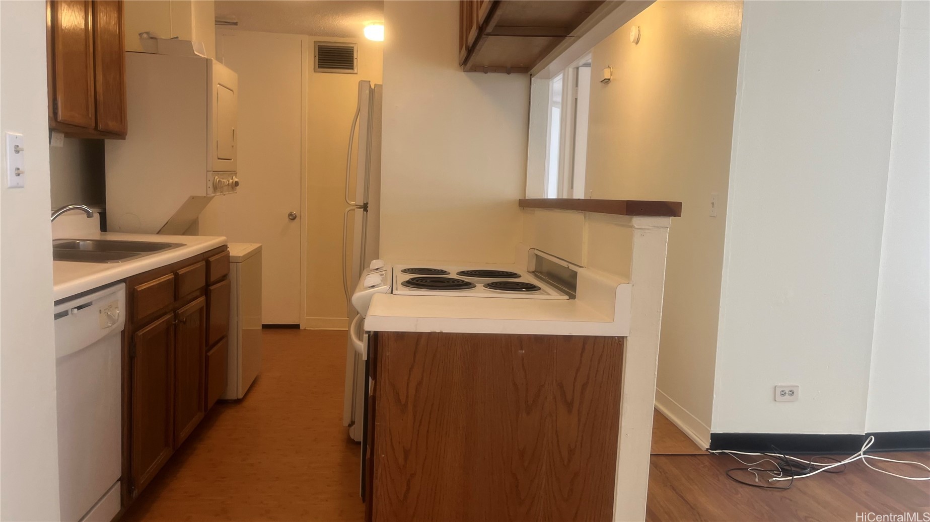 2415 Ala Wai Boulevard 1204