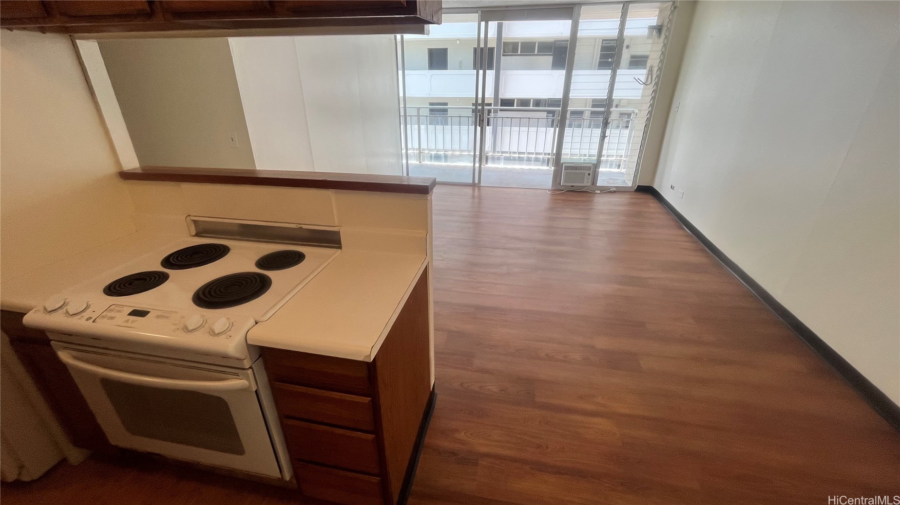 2415 Ala Wai Boulevard 1204