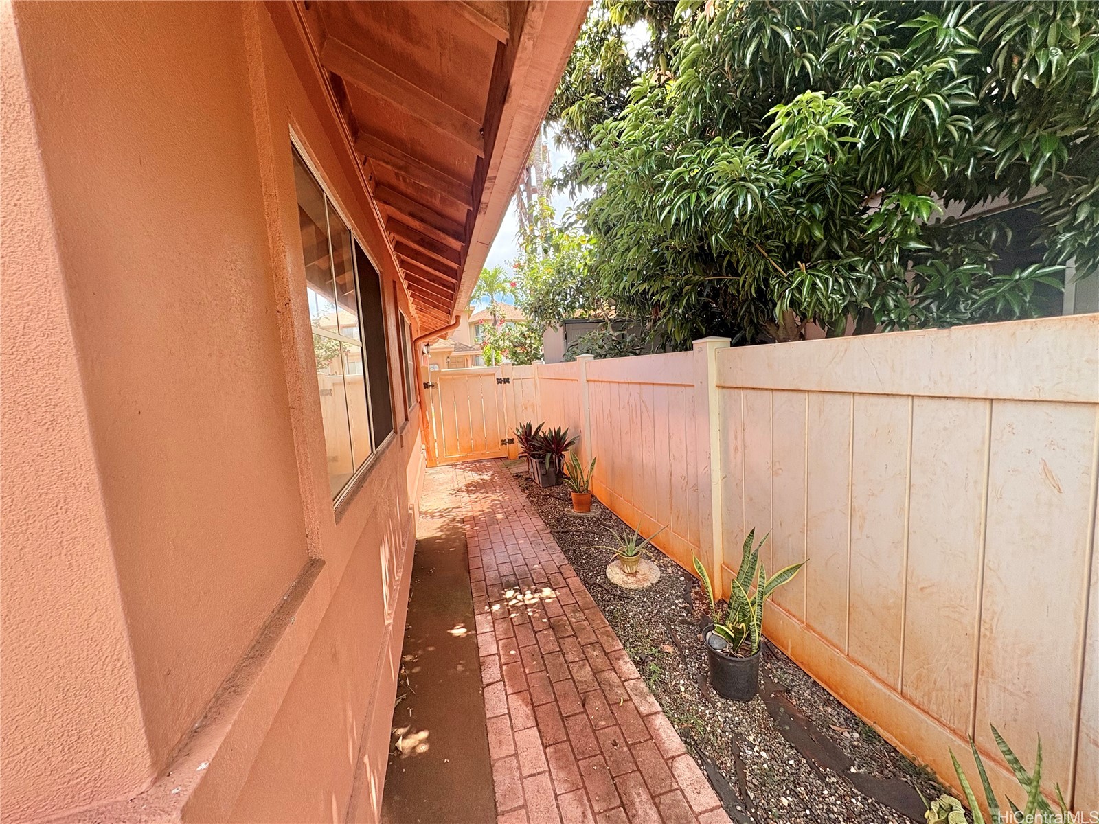 94-201 Kikepa Place B