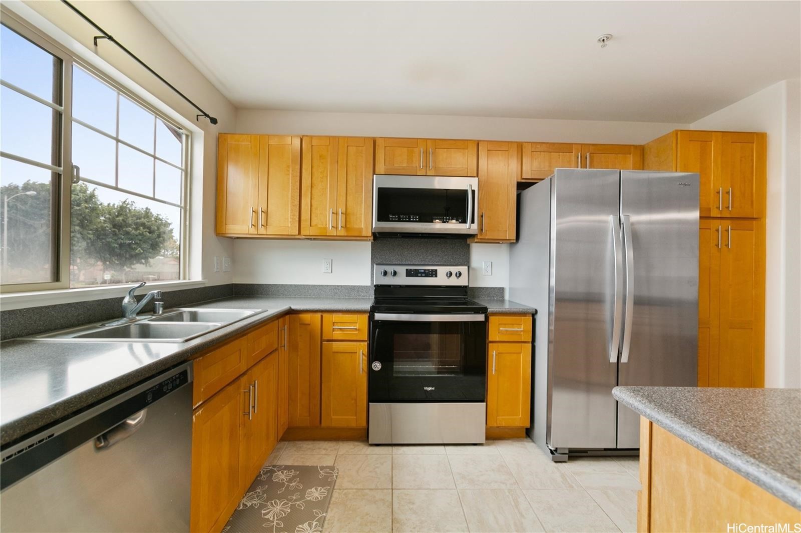 91-1259 Kamaaha Avenue 105
