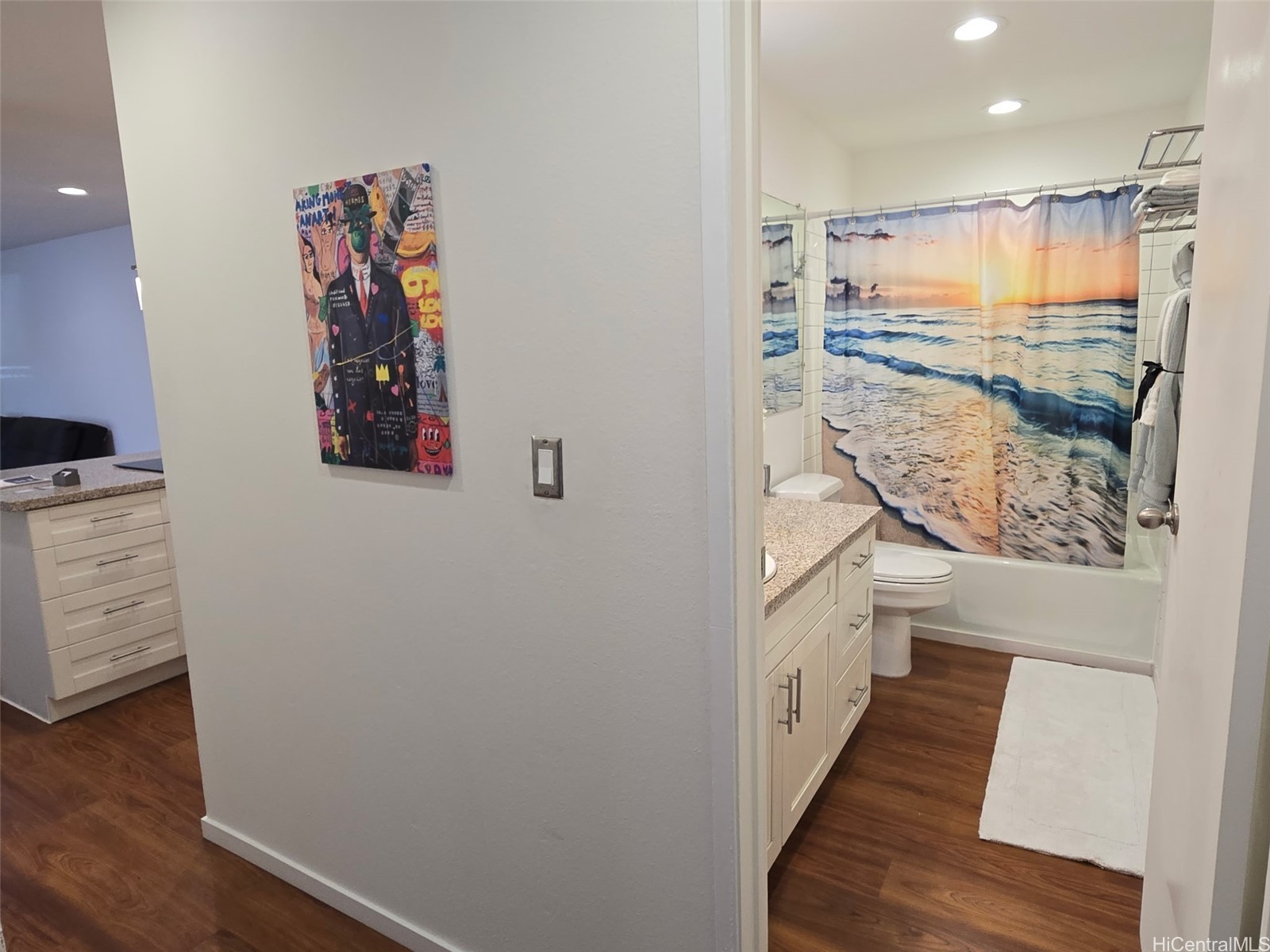 3731 KANAINA Avenue 240