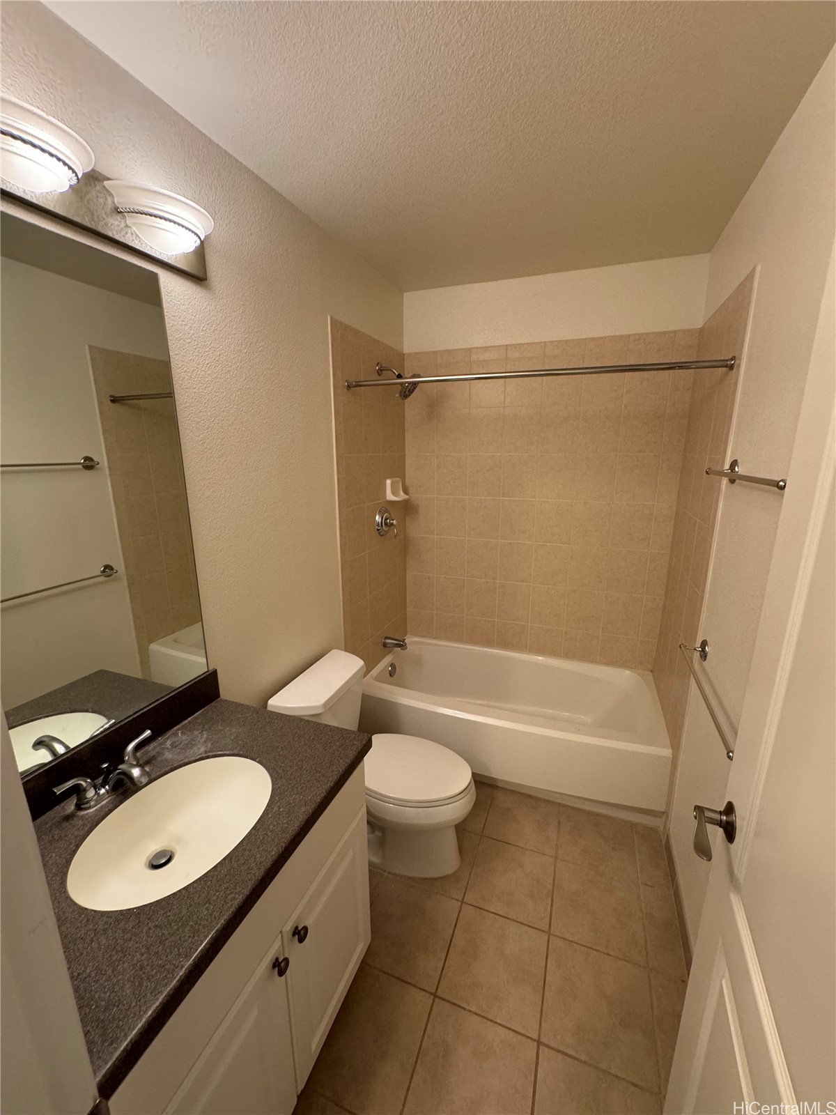 92-1061 Koio Drive M39-3