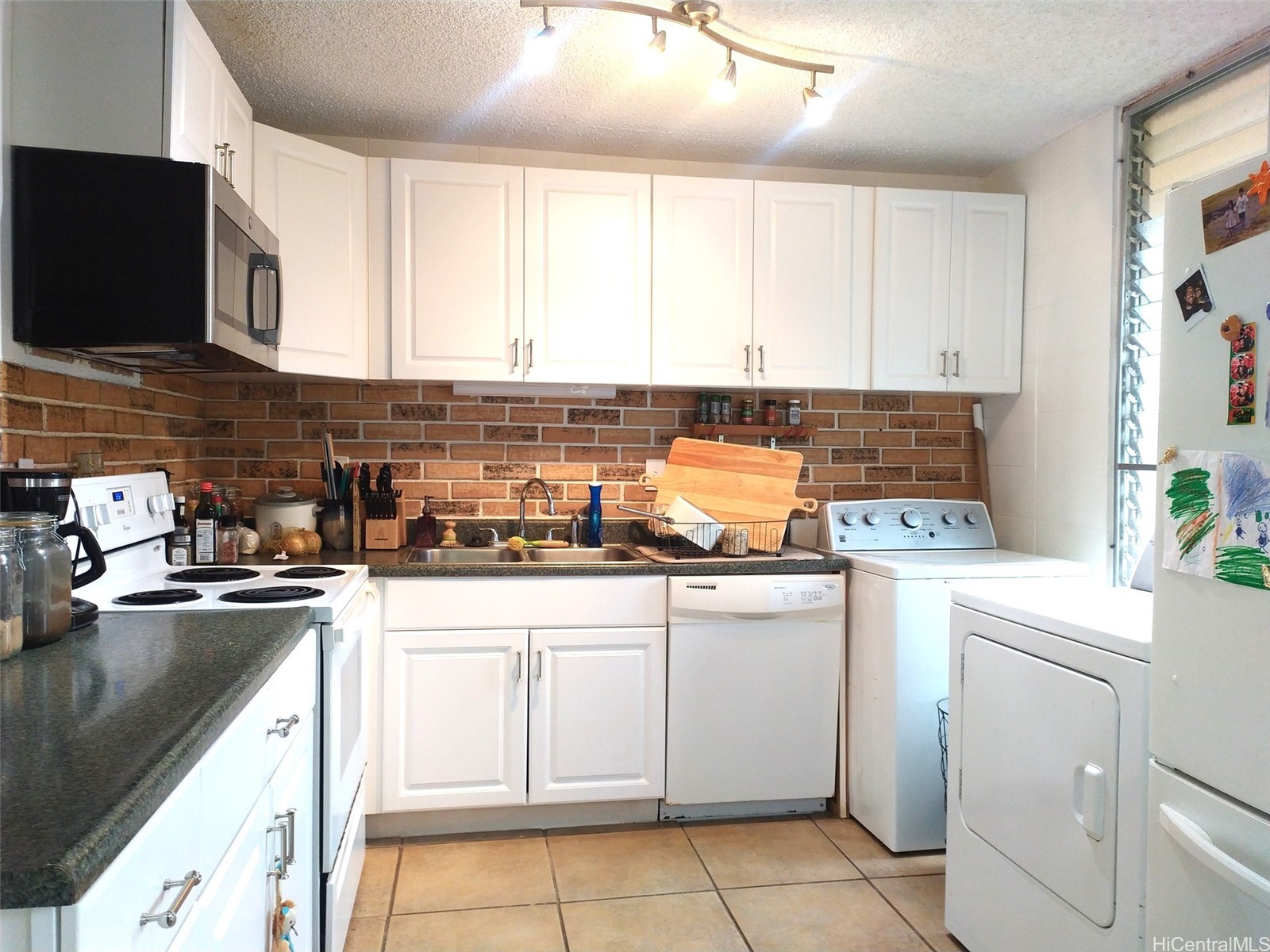 95-273 Waikalani Drive D1005