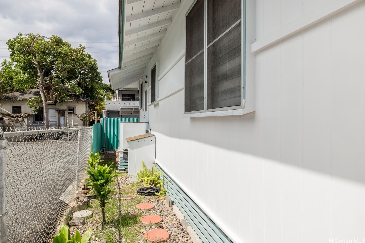 1611 Mcgrew Lane