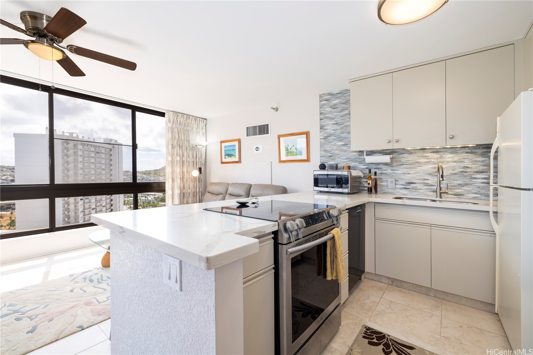 300 Wai Nani Way I2001