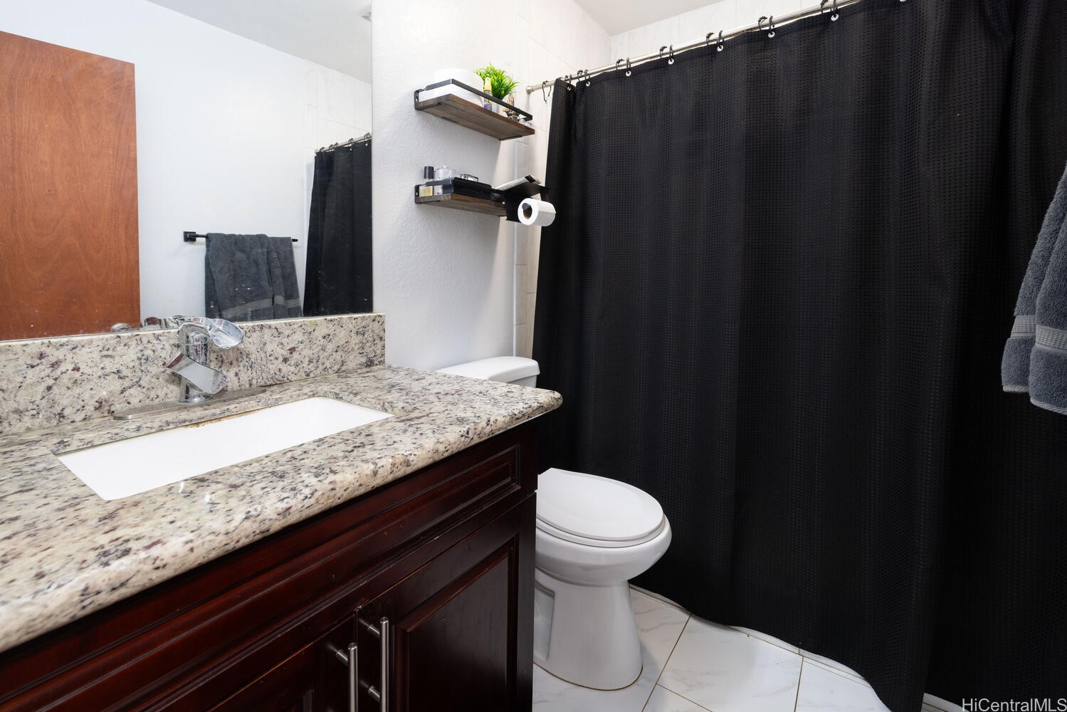 98-1375 Koaheahe Place 11101