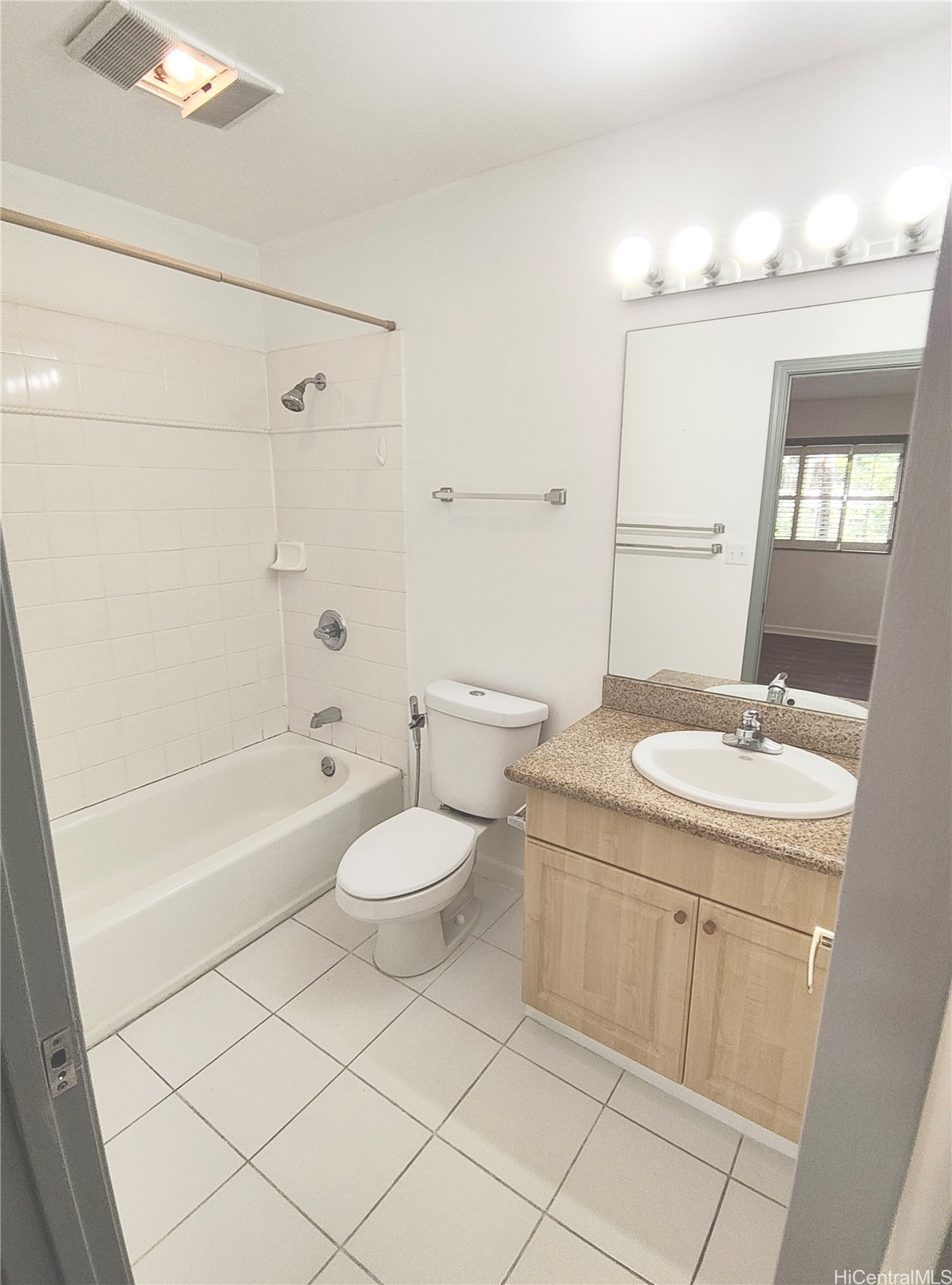 1322 Lunalilo Street