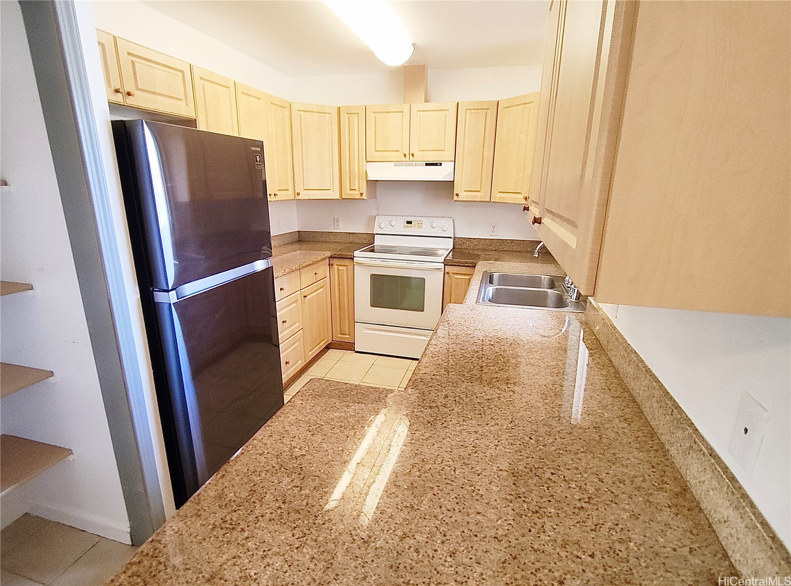 1322 Lunalilo Street