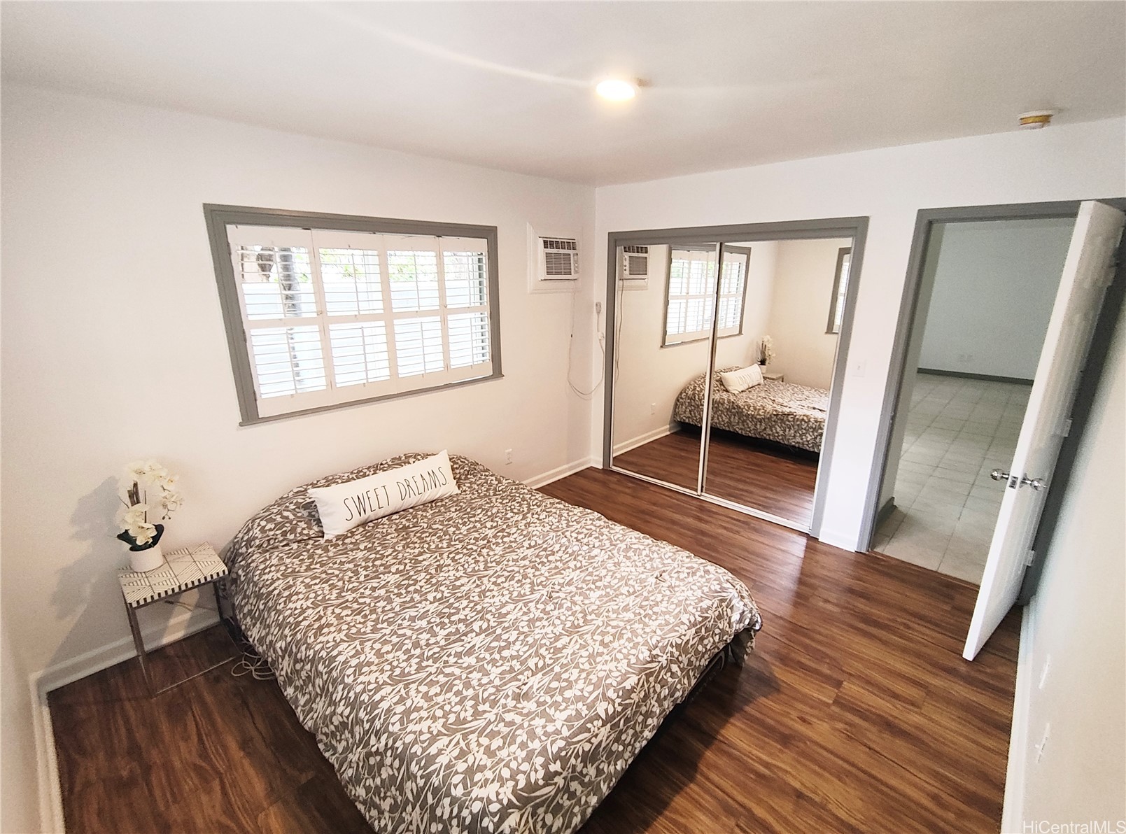 1322 Lunalilo Street