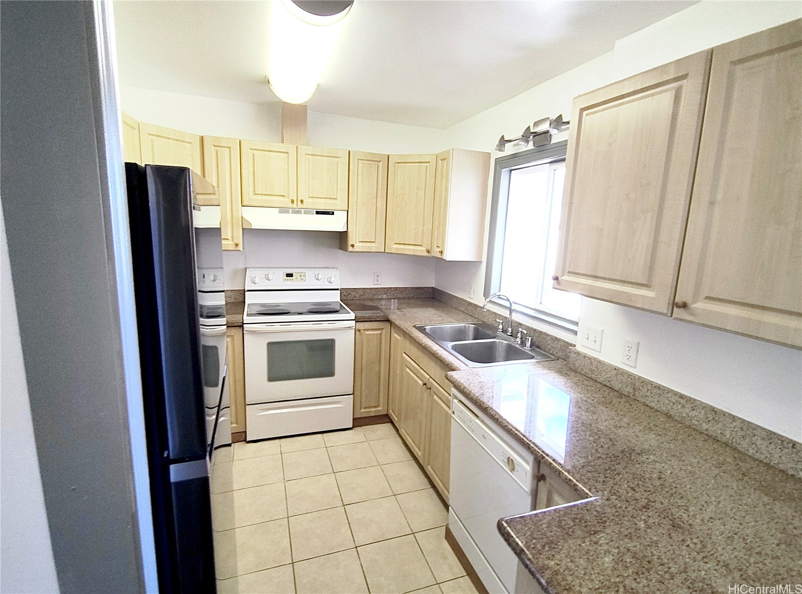 1322 Lunalilo Street