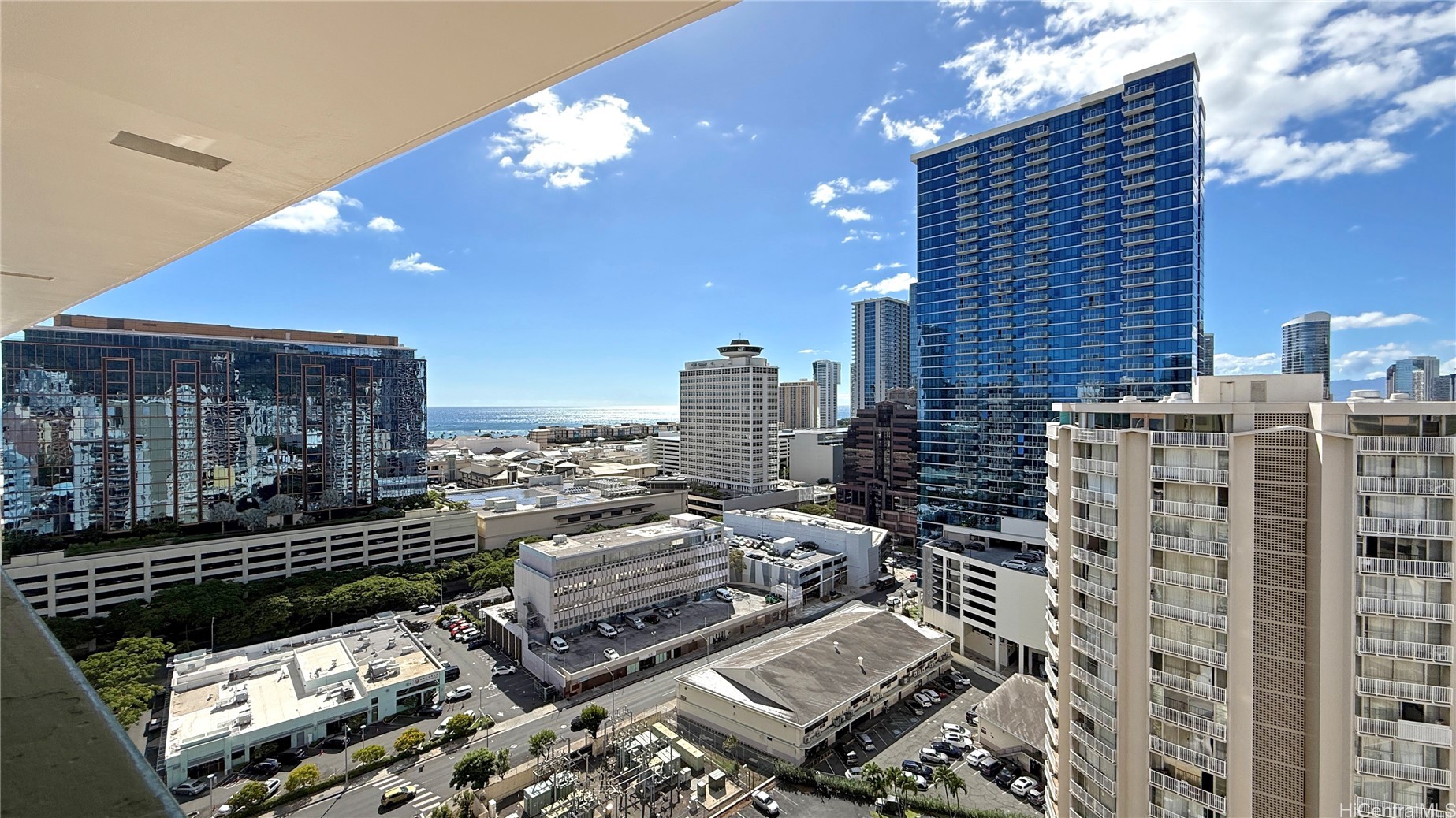 747 Amana Street 2204