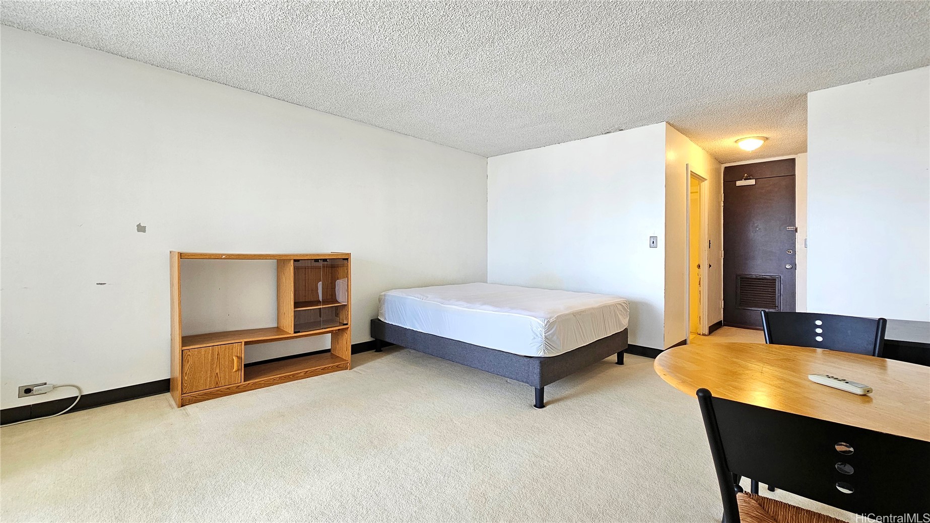 747 Amana Street 2204