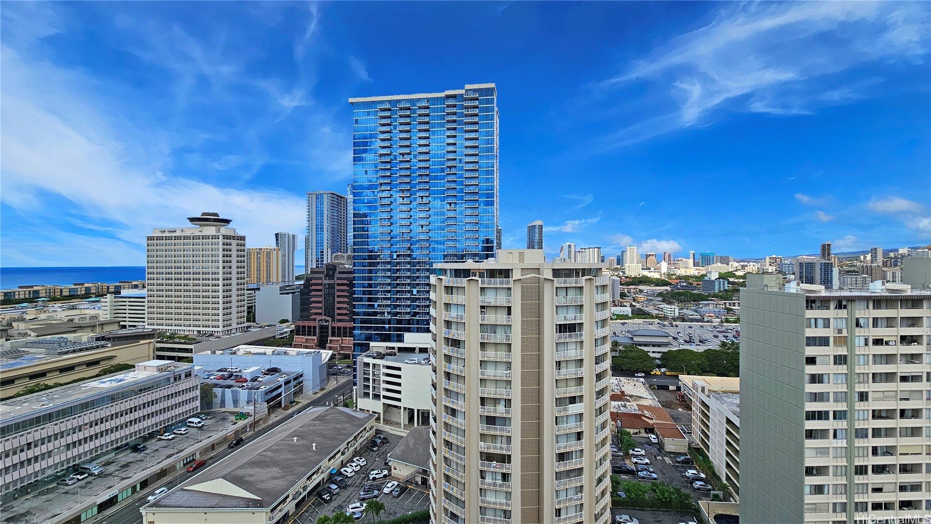 747 Amana Street 2204