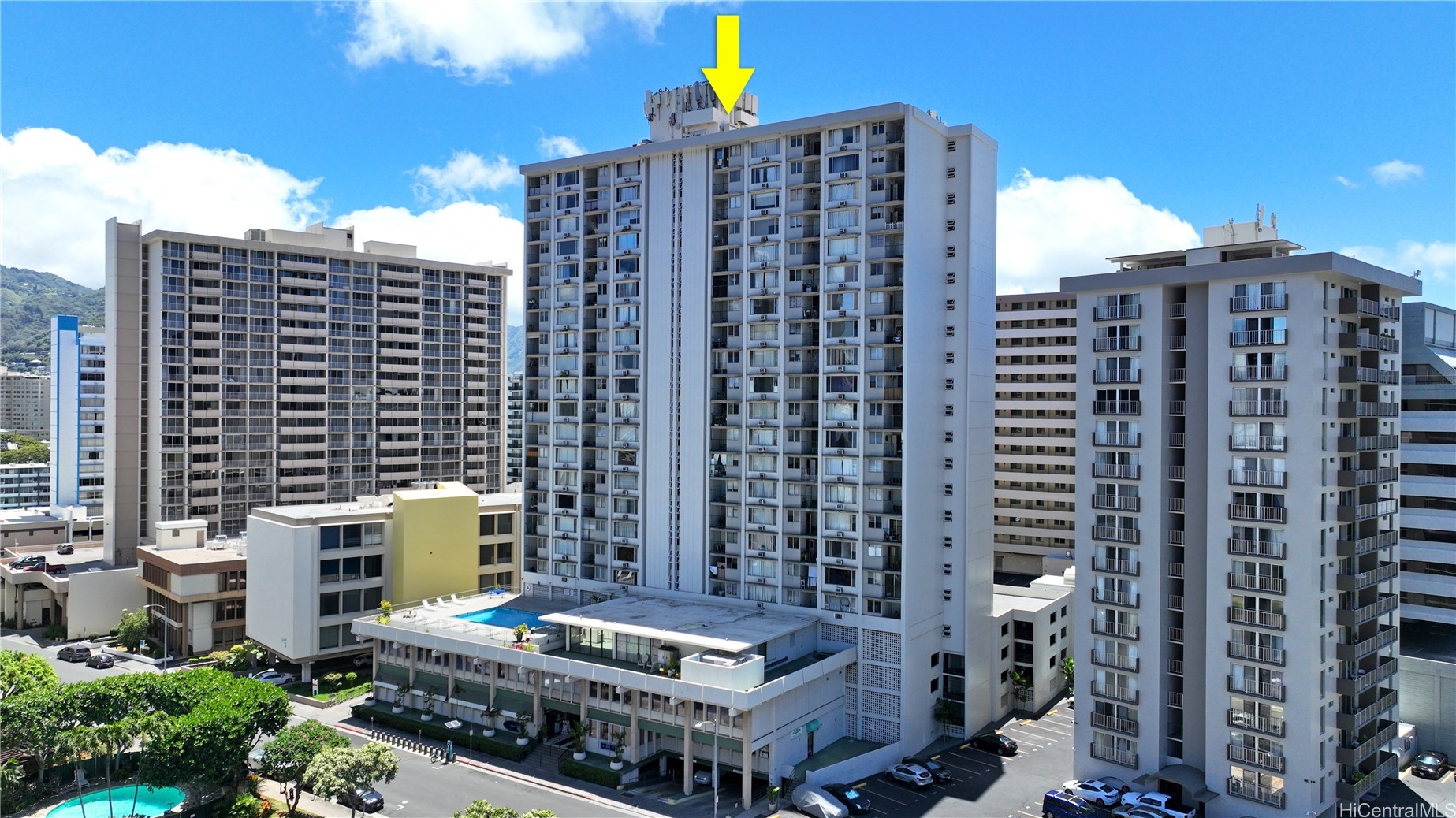 747 Amana Street 2204