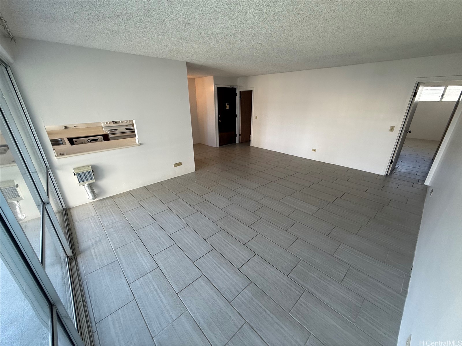 439 Keoniana Street 504