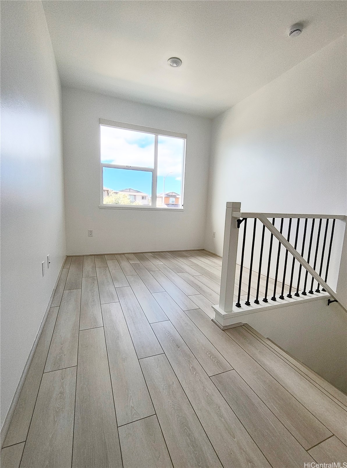 91-1879 Olali Street