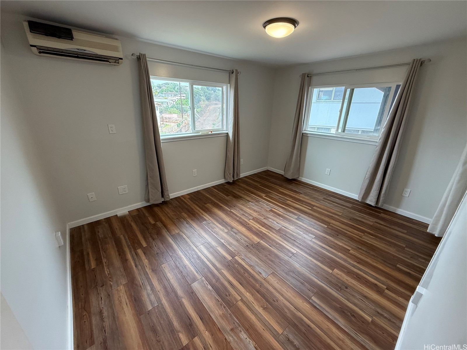 1460 Hoohulu Street