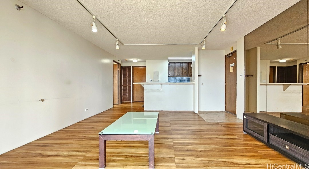 2222 Citron Street 403