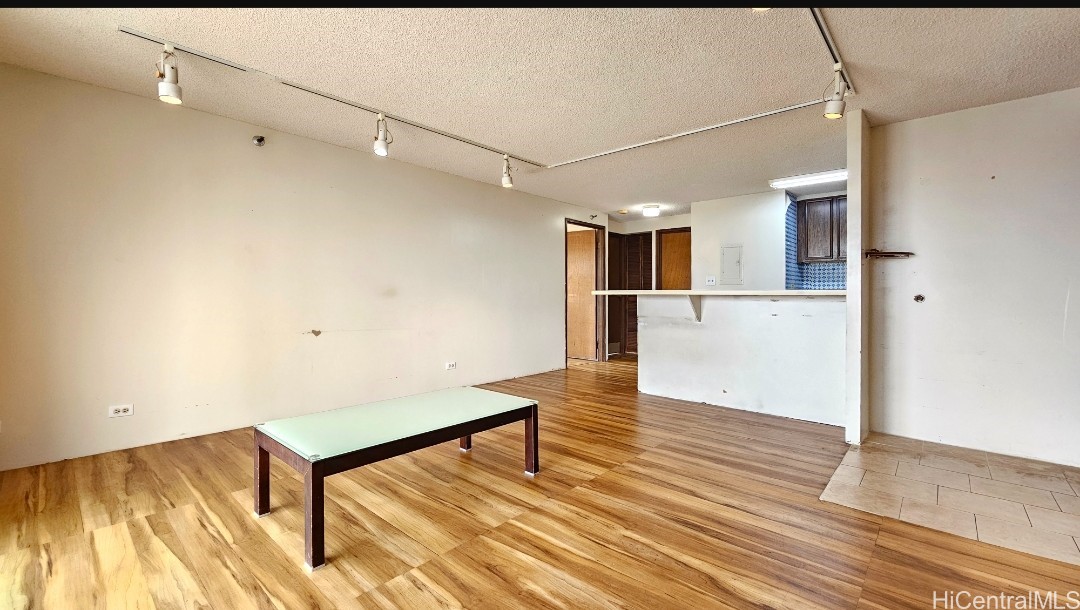 2222 Citron Street 403