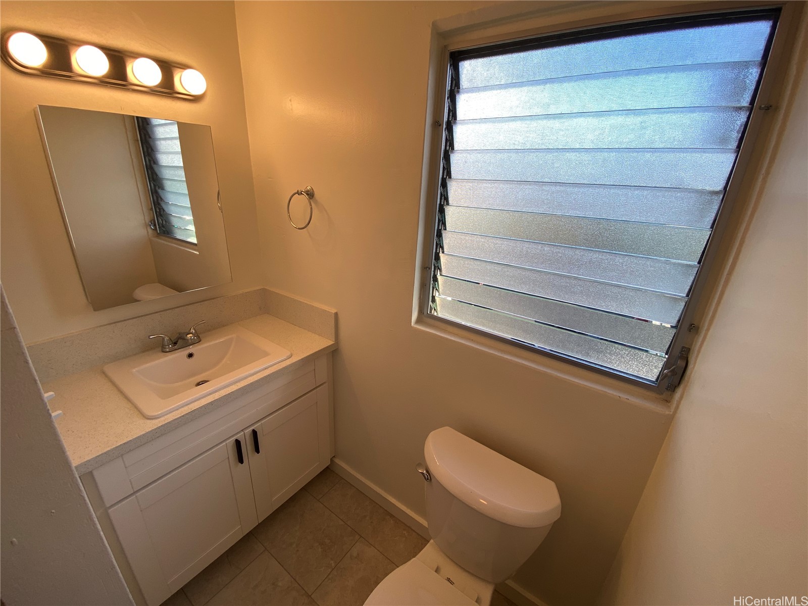 904 Lunalilo Street 17