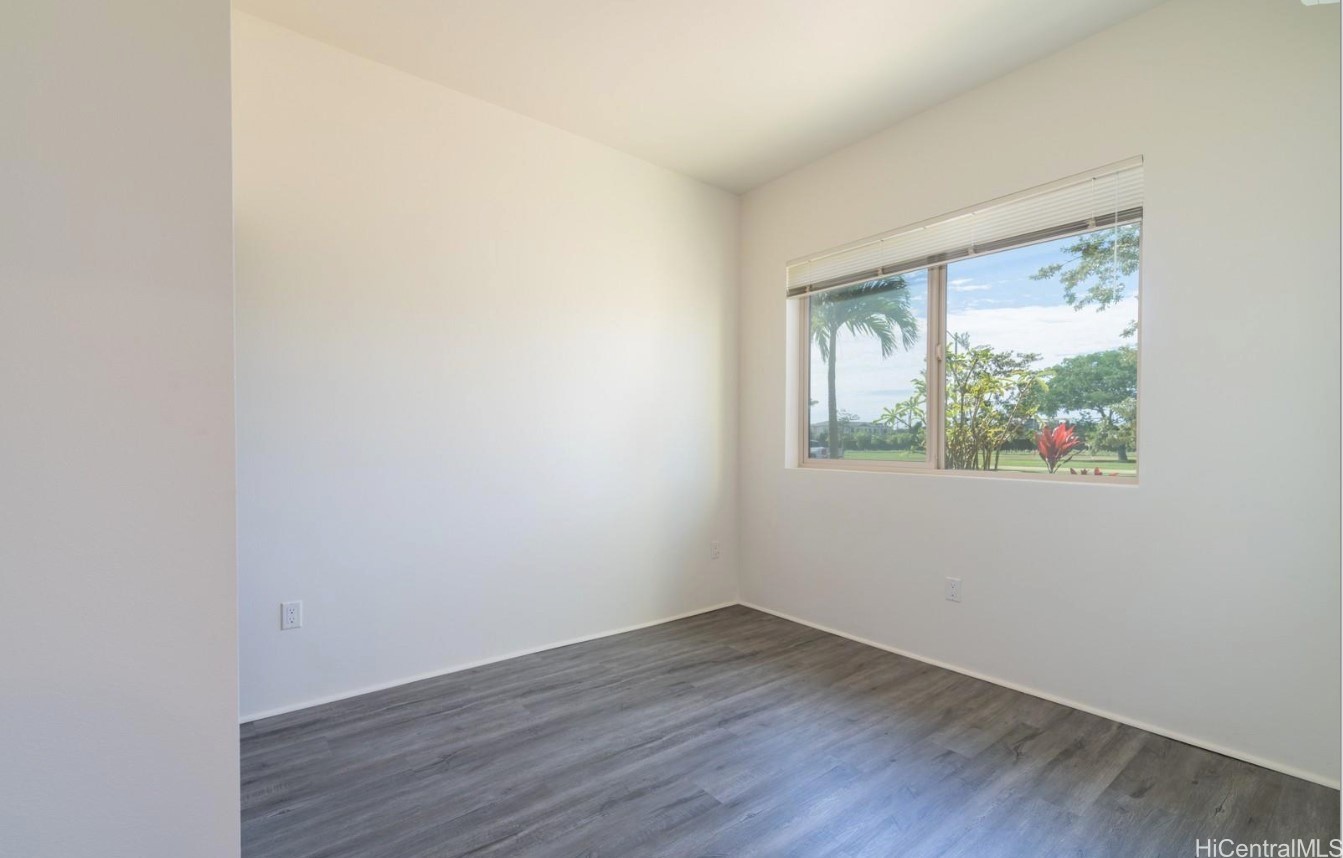 91-3633 Kauluakoko Street 305