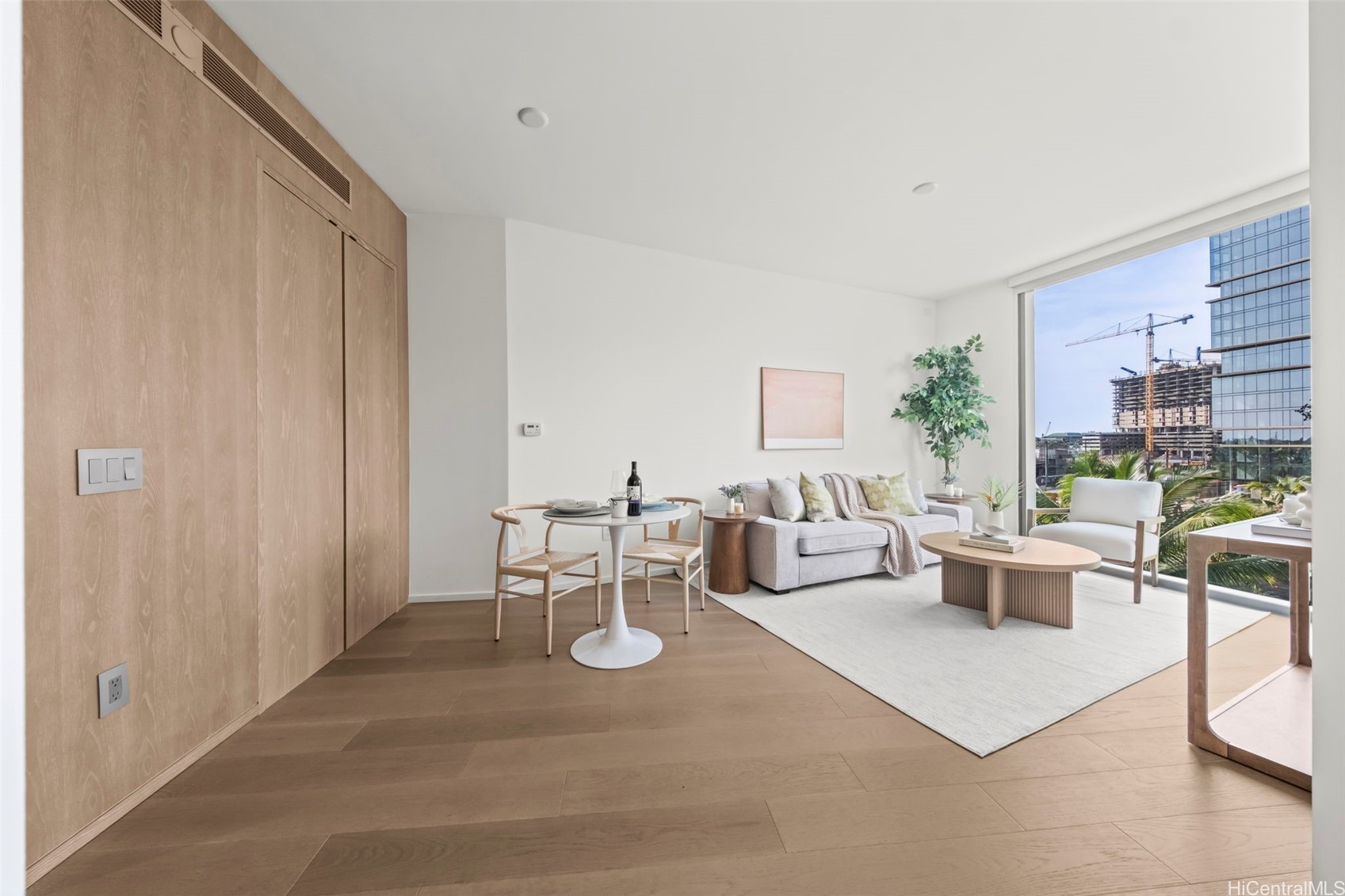 1000 Auahi Street 411