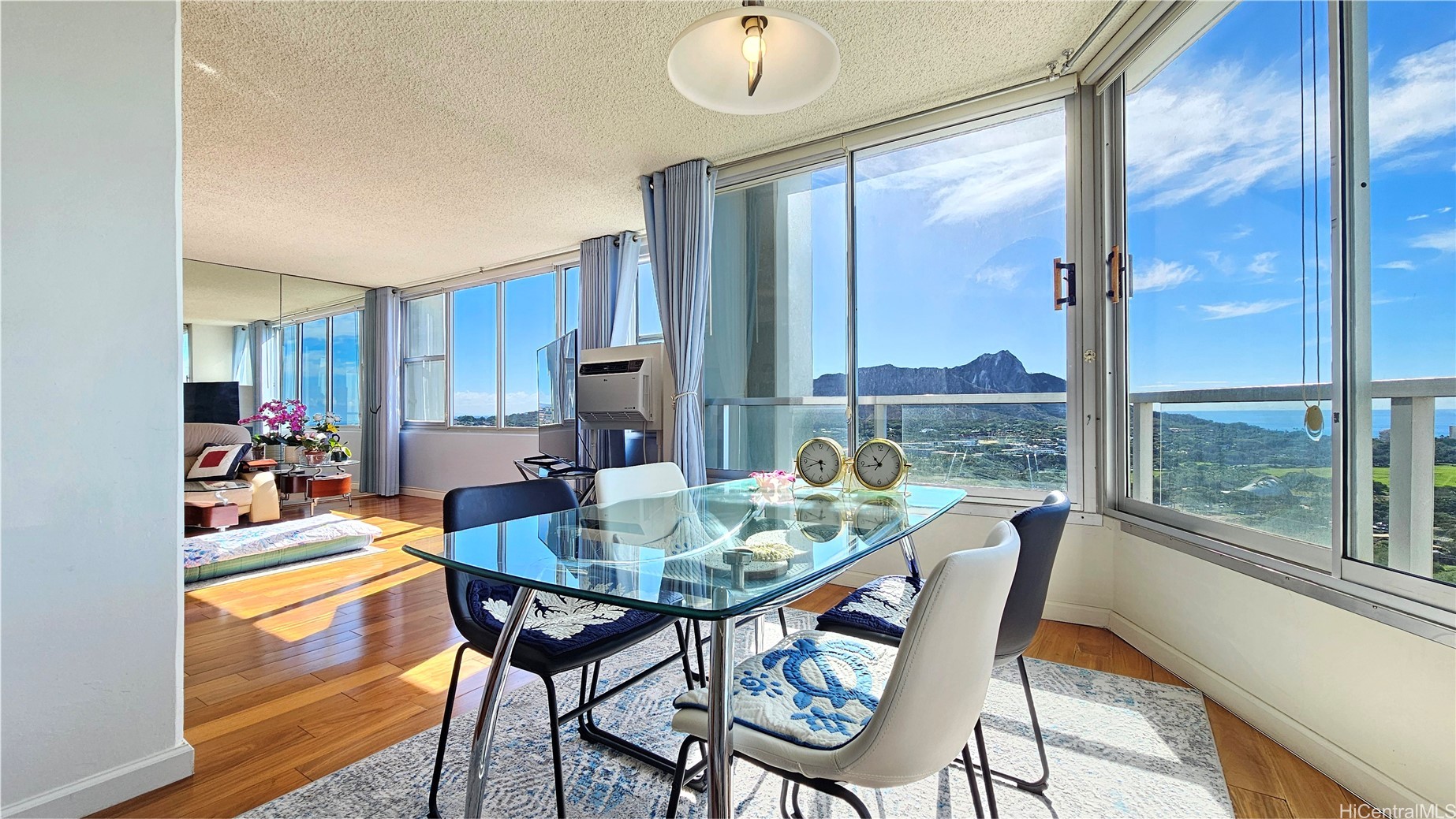 2600 Pualani Way 3001