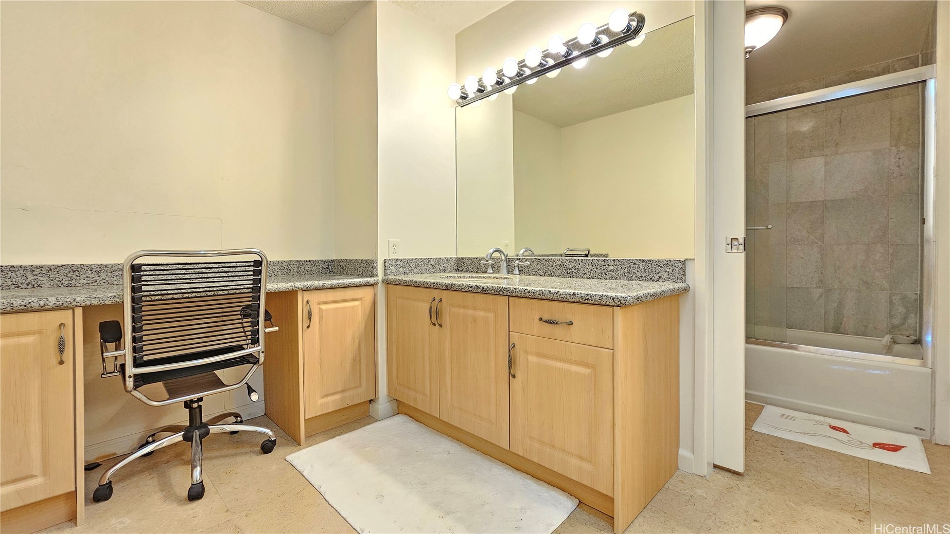 2600 Pualani Way 3001