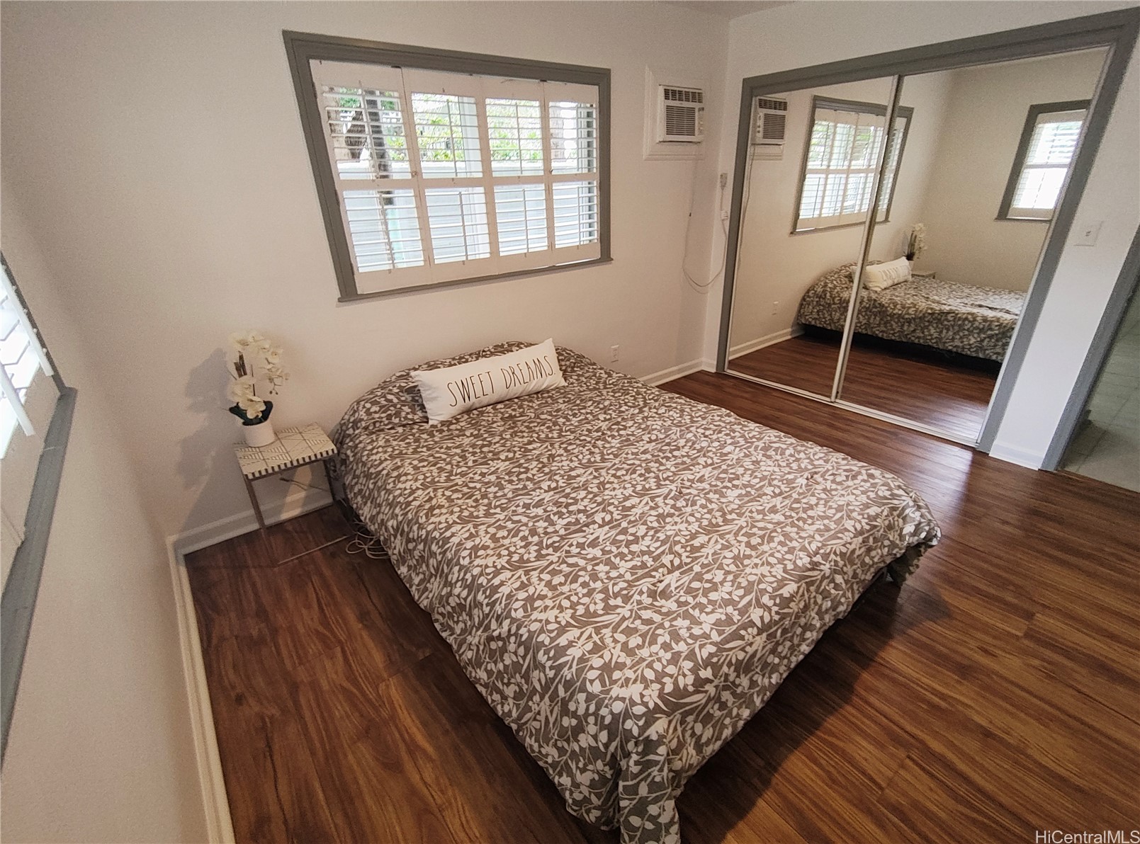 1322 Lunalilo Street