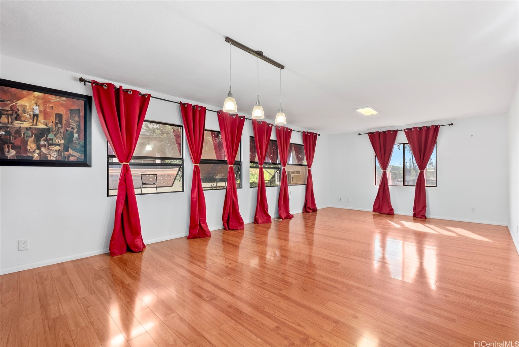 95-349 Kuahelani Avenue B-2