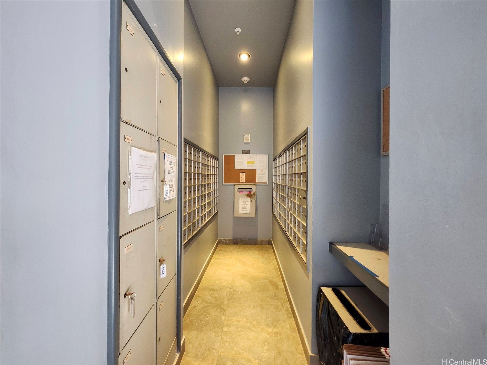 2100 Date Street 703